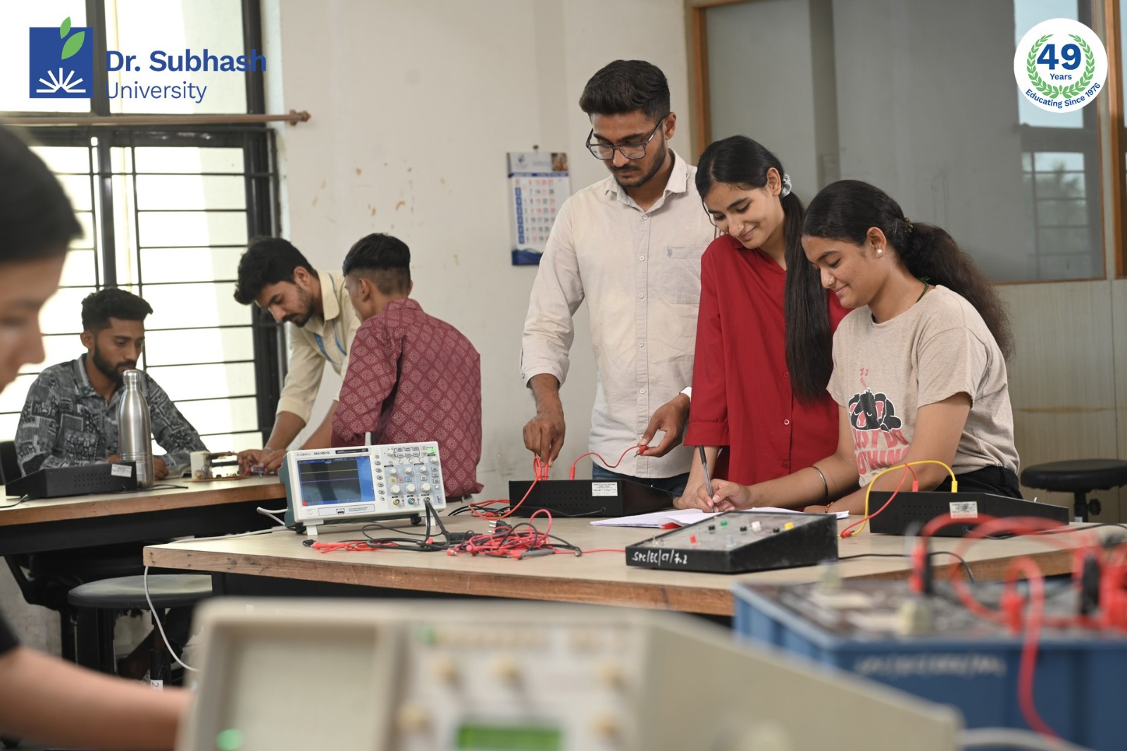 gujarat best university